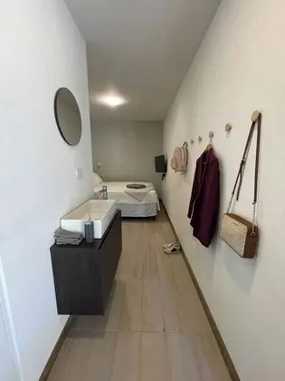 City Tek Büyük Yataklı Oda