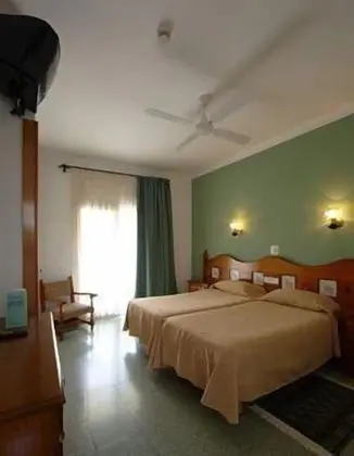 Standard Oda, 2 Tek Kişilik Yatak