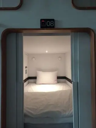 Standard Tek Kişilik Oda, Sadece erkekler için, Sigara İçilmez