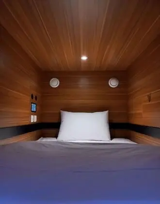 Standard Tek Kişilik Oda, Sadece erkekler için, Sigara İçilmez