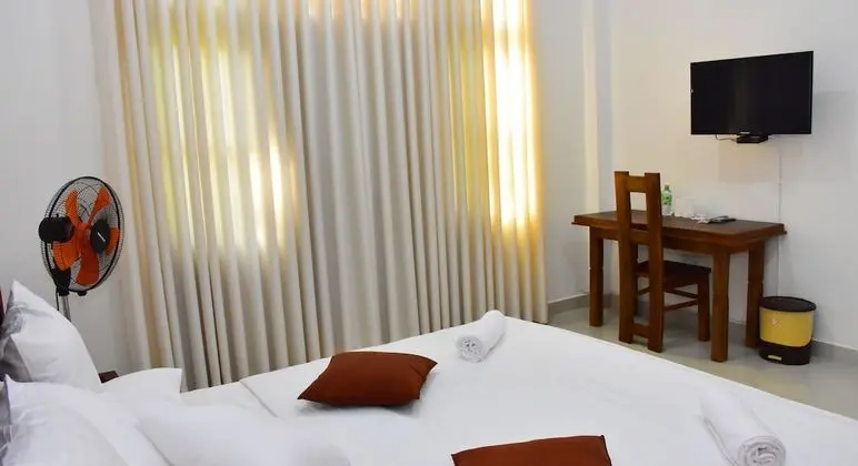 Deluxe Tek Büyük Yataklı Oda, 1 Çift Kişilik Yatak, Sigara İçilmez, Bahçe Manzaralı