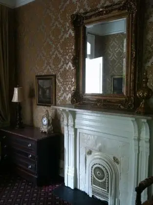 1 Bedroom Suite