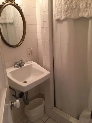 Basic Tek Kişilik Oda