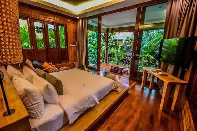 Deluxe Villa, Garden View