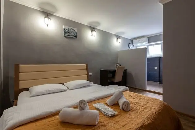 Tek Büyük Yataklı Oda, 1 En Büyük (King) Boy Yatak, Sigara İçilmez
