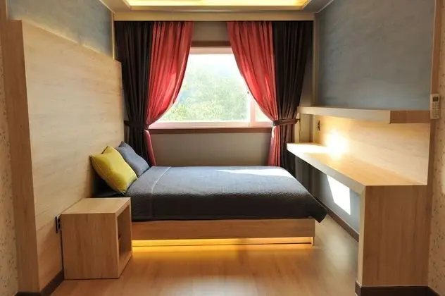 Süit (Stone, No kitchenette&BBQ grill)