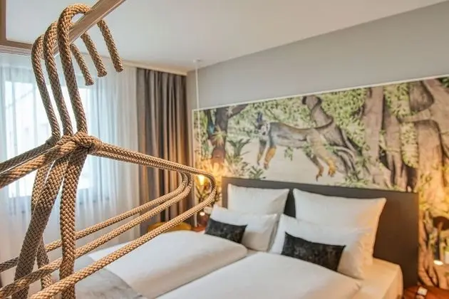 King Room