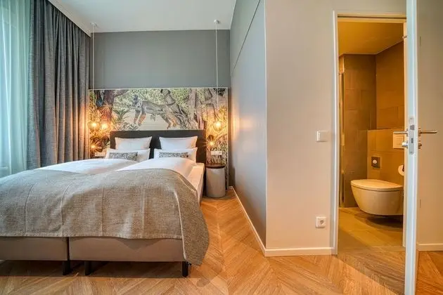 King Room