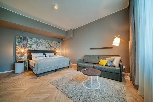 Superior King Room