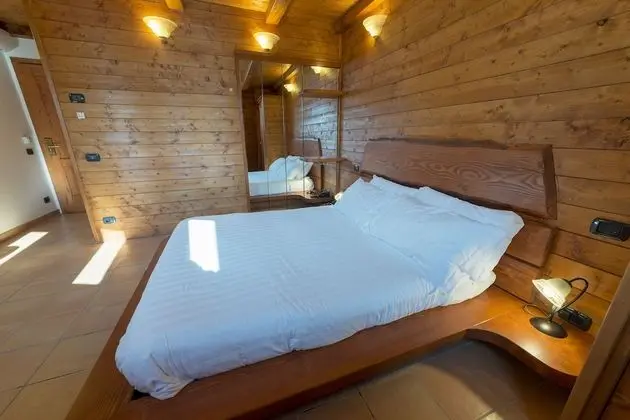 Deluxe Tek Büyük Yataklı Oda (Cedro - SPA included)