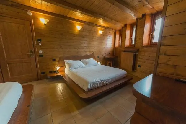 Deluxe Üç Kişilik Oda (Abete - SPA included)