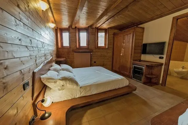 Deluxe Üç Kişilik Oda (Abete - SPA included)