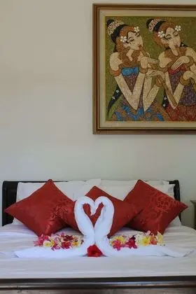 5 Bedrooms Villa with Private Pool