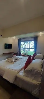 5 Bedrooms Villa with Private Pool