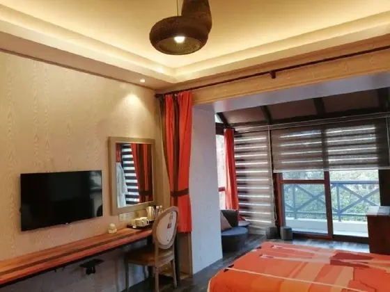 Design Tek Büyük veya İki Ayrı Yataklı Oda