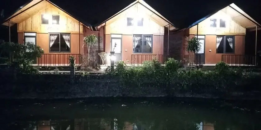 Honeymoon Dağ Evi, 1 En Büyük (King) Boy Yatak, Buzdolabı, Bahçe Manzaralı