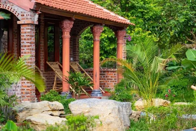 Deluxe Bungalov, Havuz Manzaralı