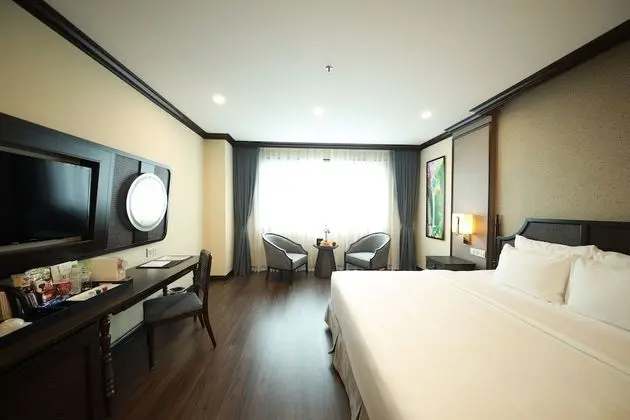 Deluxe Tek Büyük Yataklı Oda, Balkon (Grand, Indochine Wing)