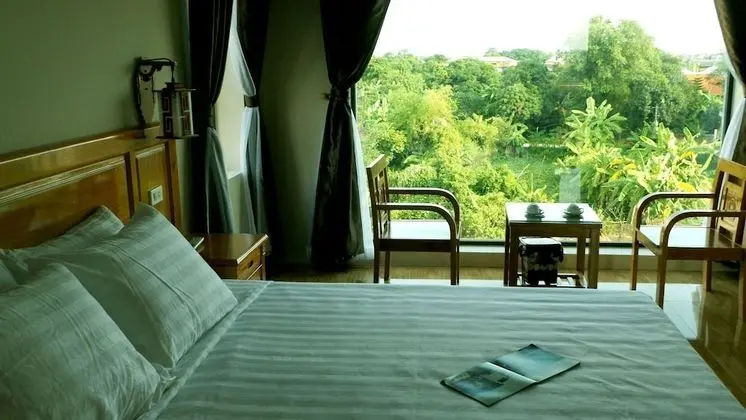 Deluxe Tek Büyük Yataklı Oda, Dağ Manzaralı