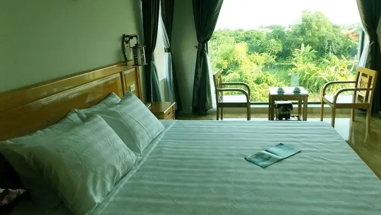Deluxe Tek Büyük Yataklı Oda, Dağ Manzaralı