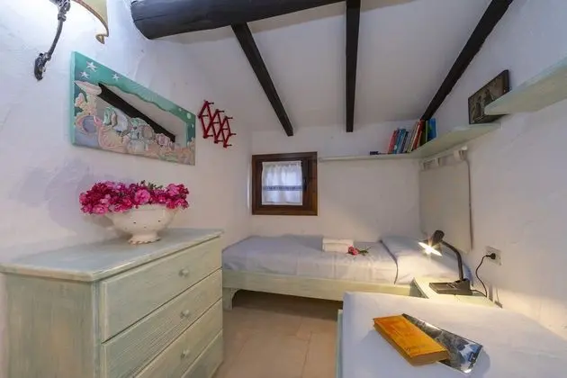 Family Ev, Birden Çok Yatak, 2 Banyolu, Bahçeli (Villa Nini With Sea View)