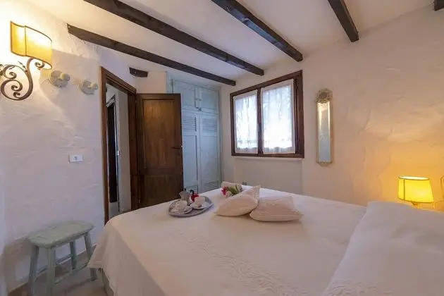 Family Ev, Birden Çok Yatak, 2 Banyolu, Bahçeli (Villa Nini With Sea View)