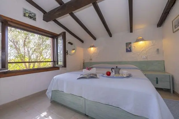 Family Ev, Birden Çok Yatak, 2 Banyolu, Bahçeli (Villa Nini With Sea View)