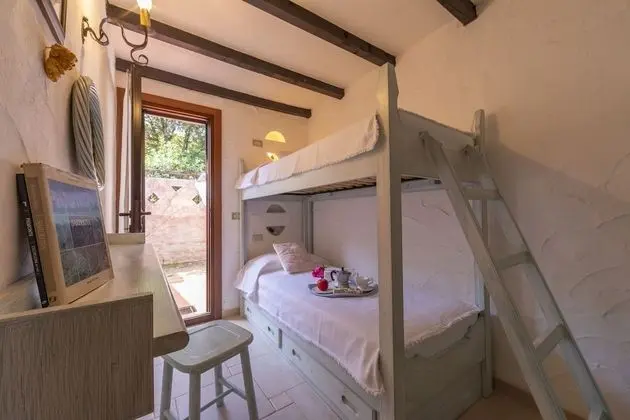 Family Ev, Birden Çok Yatak, 2 Banyolu, Bahçeli (Villa Nini With Sea View)