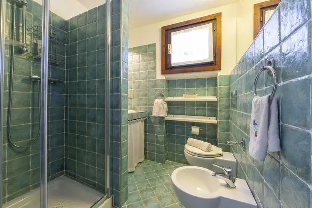 Family Ev, Birden Çok Yatak, 2 Banyolu, Bahçeli (Villa Nini With Sea View)