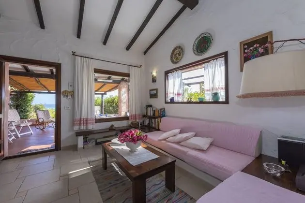 Family Ev, Birden Çok Yatak, 2 Banyolu, Bahçeli (Villa Nini With Sea View)