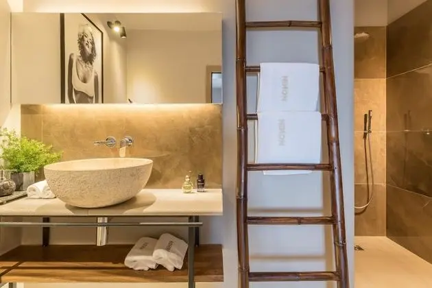 Basic Tek Büyük Yataklı Oda, Balkon, Deniz Manzaralı (Amerigo Vespucci)