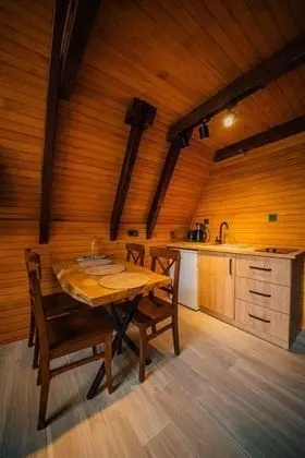 Bungalow, Bahçe Manzaralı, Havuzlu