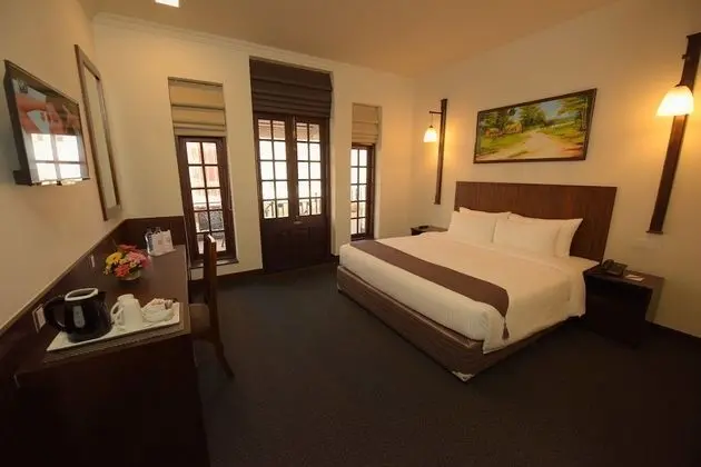 Deluxe Tek Büyük veya İki Ayrı Yataklı Oda, Balkon