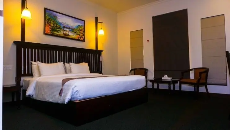 Deluxe Tek Büyük veya İki Ayrı Yataklı Oda, Balkon