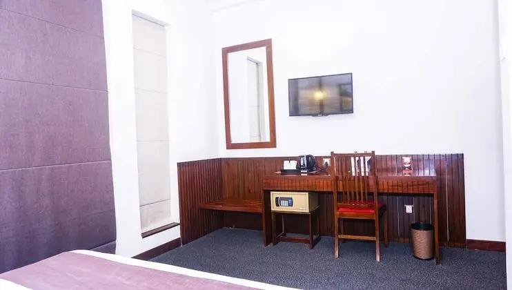 Deluxe Tek Büyük veya İki Ayrı Yataklı Oda, Balkon