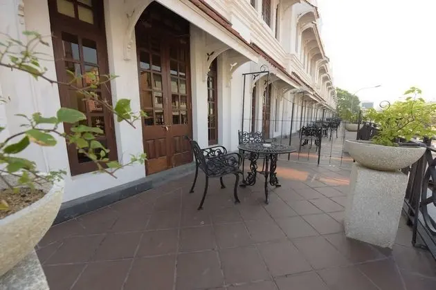 Deluxe Tek Büyük veya İki Ayrı Yataklı Oda, Balkon