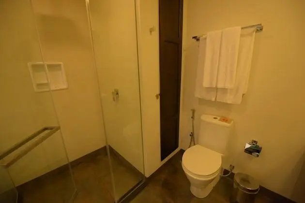 Standard Tek Büyük Yataklı Oda, Banyolu/Duşlu