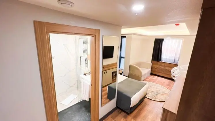 Standart Oda, Şehir Manzaralı, Klimalı