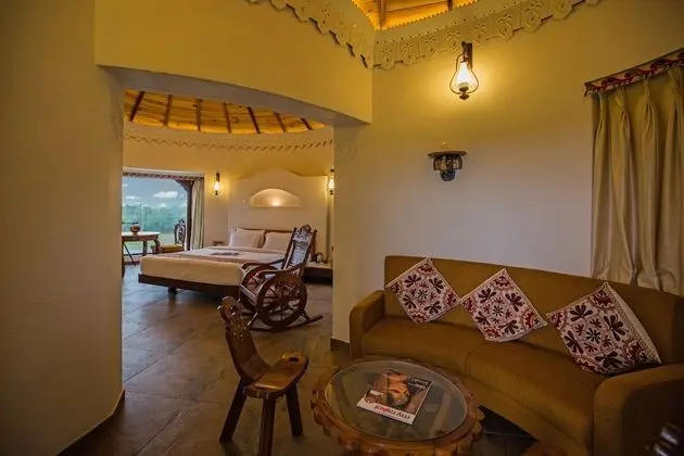 Superior Kır Evi, 1 En Büyük (King) Boy Yatak, Sigara İçilmez, Havuz Manzaralı
