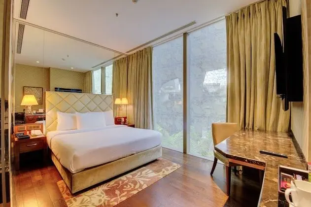 Comfort Queen Room