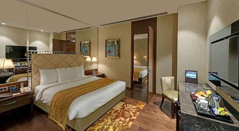 Comfort Queen Room