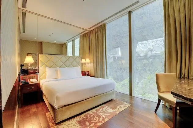 Comfort Queen Room