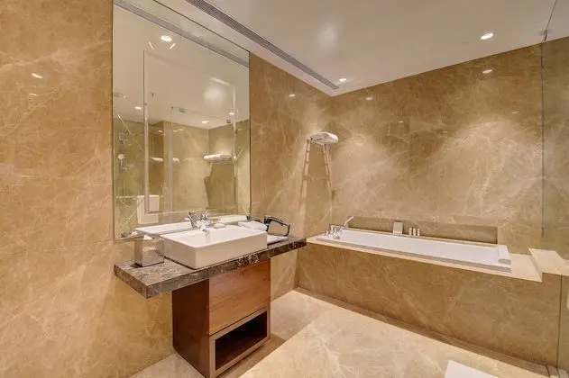 Luxury Oda (Niranta Suite )
