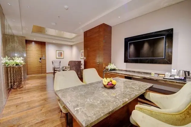 Luxury Oda (Niranta Suite )