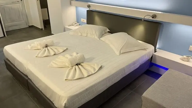 Basic Stüdyo, Bahçe Manzaralı