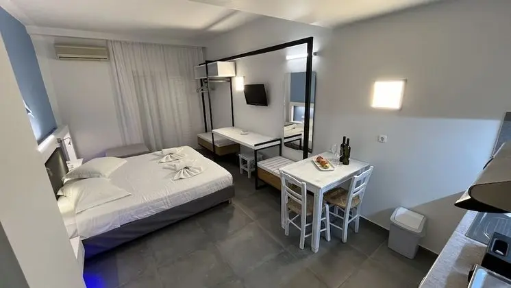 Basic Stüdyo, Bahçe Manzaralı