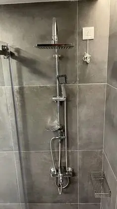 Basic Stüdyo, Bahçe Manzaralı
