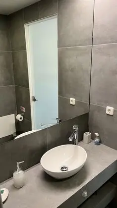 Basic Stüdyo, Bahçe Manzaralı