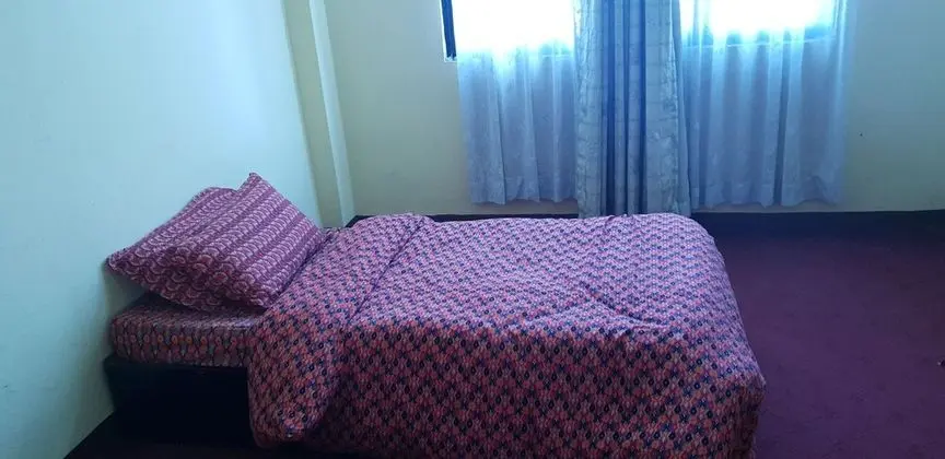 Apart Daire, Birden Çok Yatak, Sigara İçilebilir