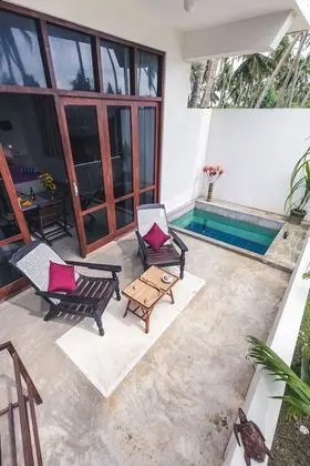 Deluxe Tek Büyük Yataklı Oda, Teras, Denize Sıfır